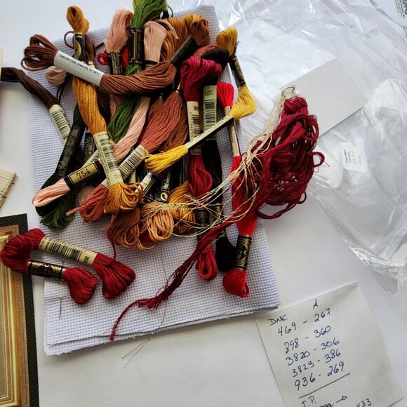 Celtic Christmas Counted Cross-stitched No. 32 Lavender & Lace Original Creative - Picture 2 of 10